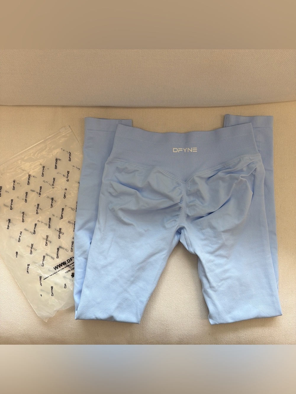 Ice Blue Impact Leggings Size Small NEW